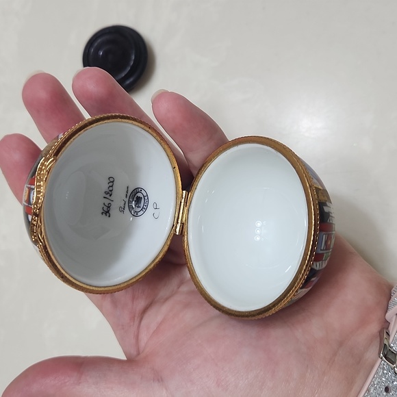 Times Square 2000, Les Ateliers de LIMOGES FRANCE, Black Decorative Egg, Ball - Picture 6 of 13